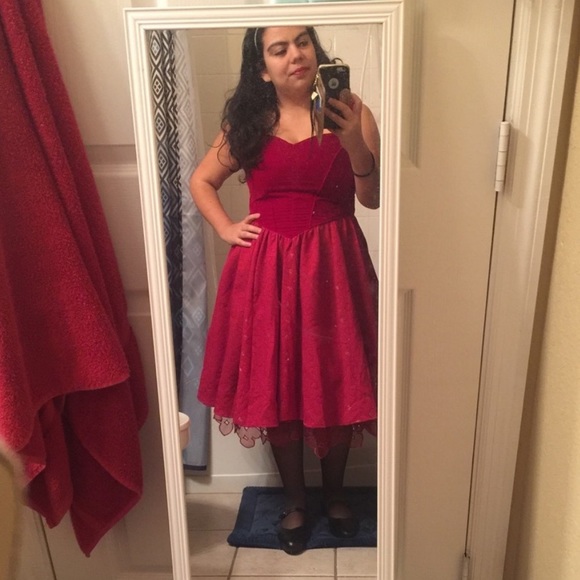 Meet your Posher, Angelique - Picture 1 of 12